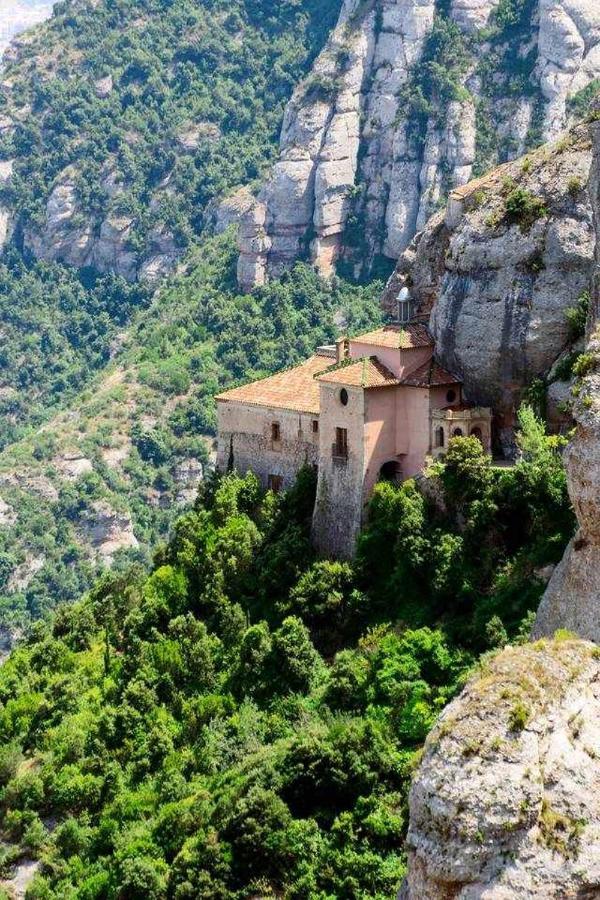 Xalet De La Muntanya El Brucmontserrat Exterior foto